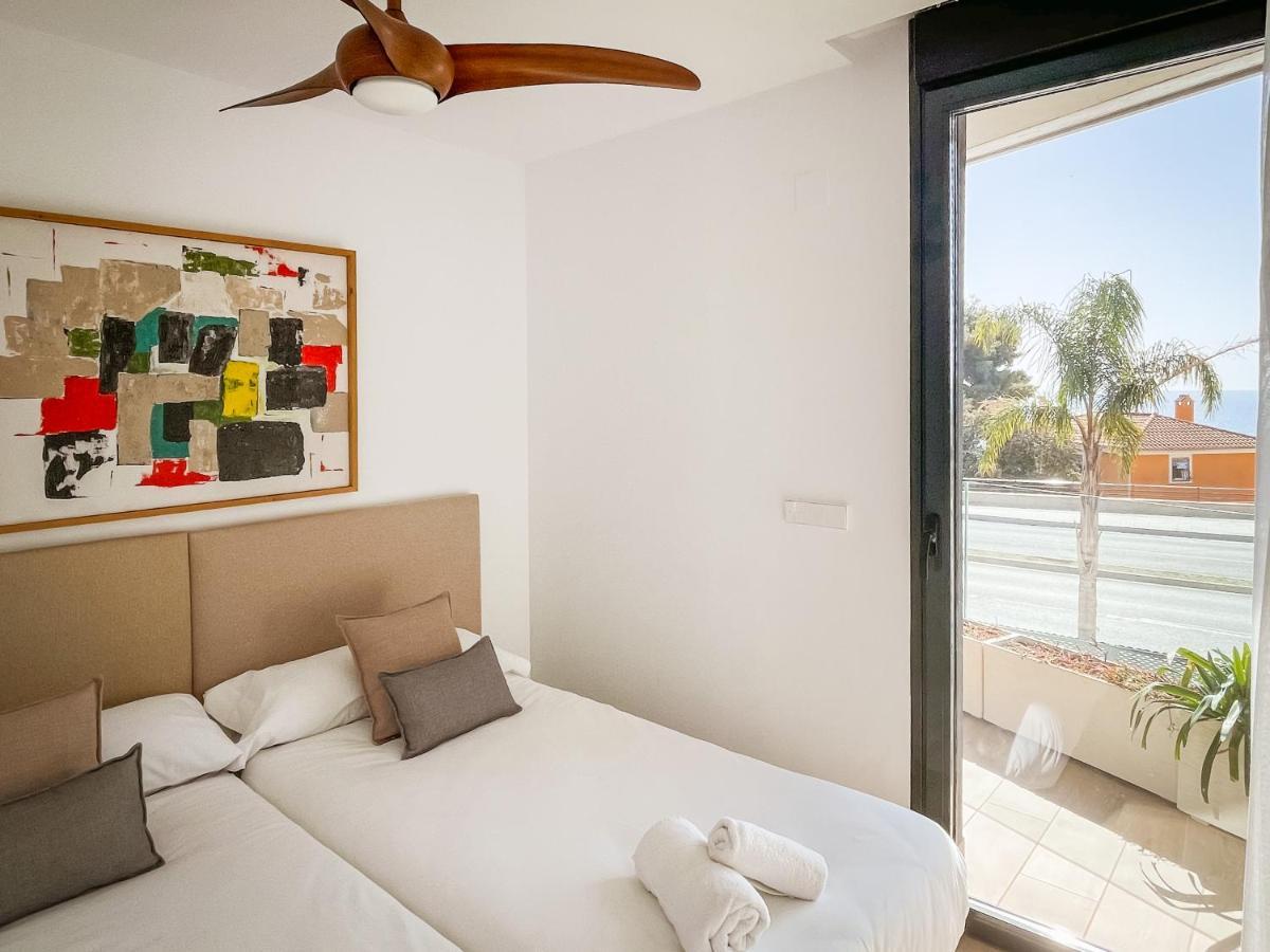 Modern Sea Front Sea Waves Apartment Alicante Exterior photo
